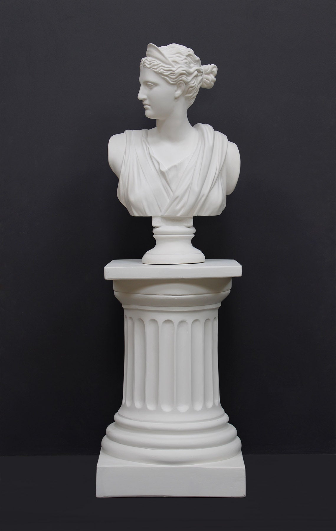 偶像の座 / Up on a Pedestal 　CF Small Doric Pedestal Sculpture for Sale, Item #832 |Caproni Collection